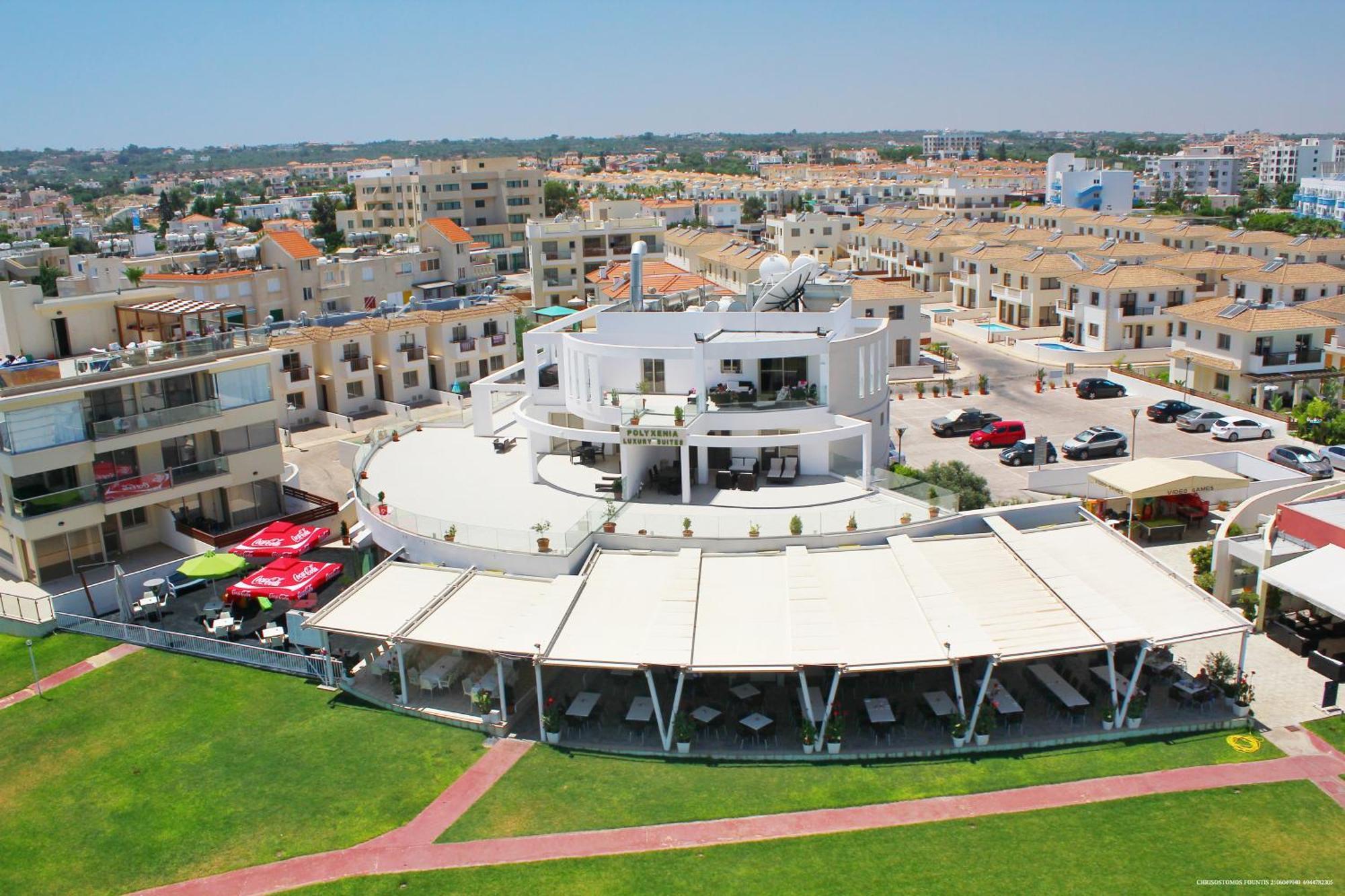Polyxenia Isaak Luxury Villas And Apartments โปรทาราส ภายนอก รูปภาพ