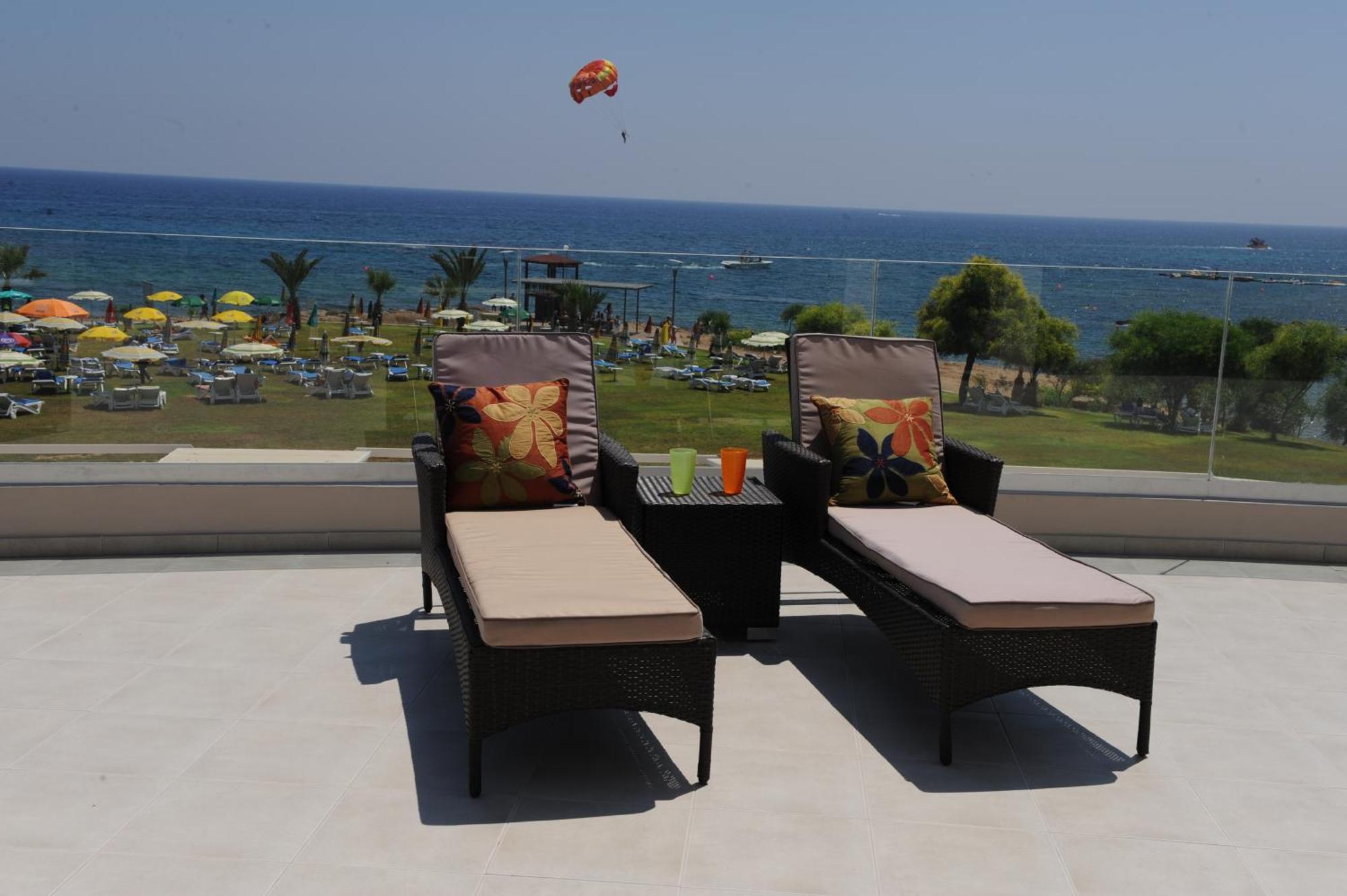 Polyxenia Isaak Luxury Villas And Apartments โปรทาราส ห้อง รูปภาพ