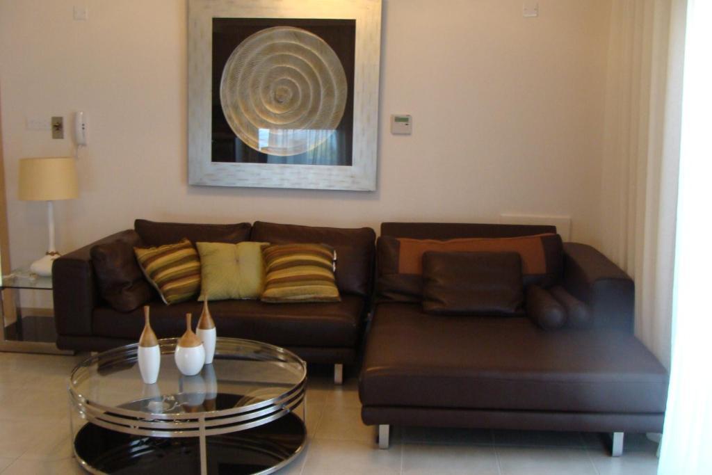 Polyxenia Isaak Luxury Villas And Apartments โปรทาราส ภายนอก รูปภาพ