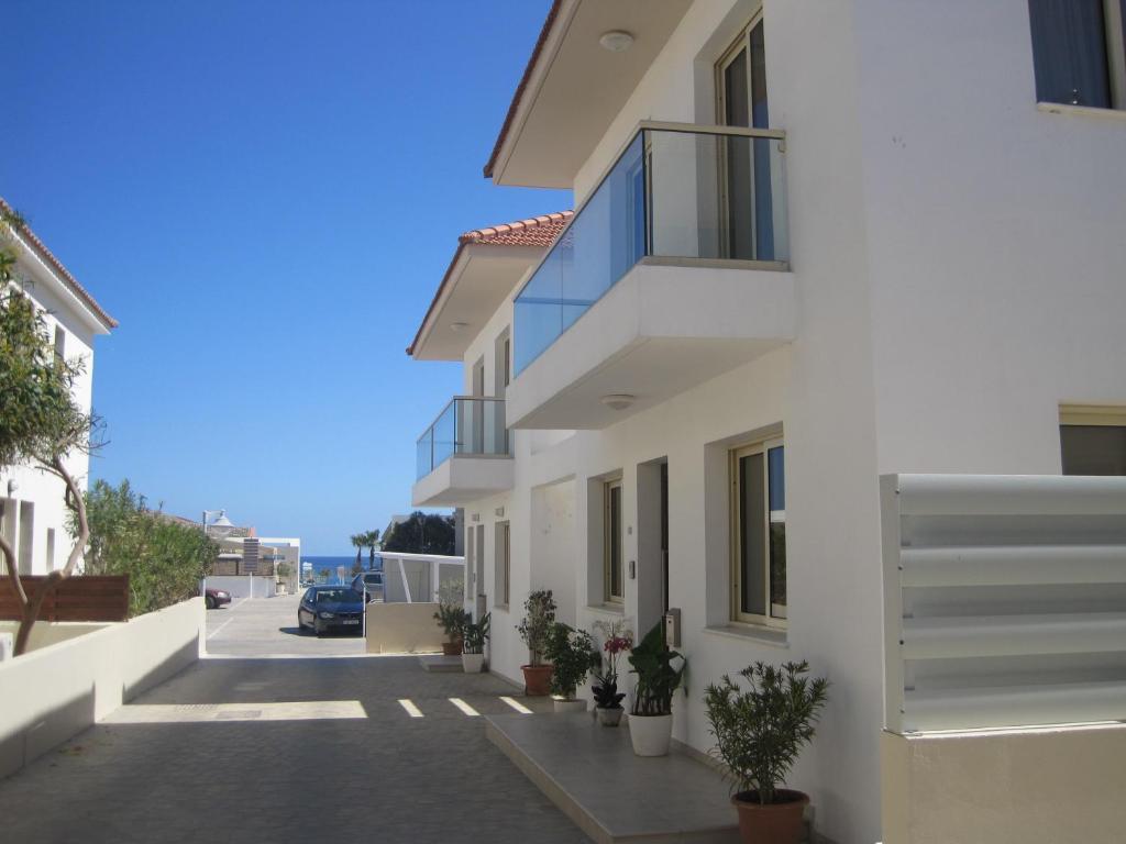 Polyxenia Isaak Luxury Villas And Apartments โปรทาราส ห้อง รูปภาพ